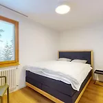 De L Ours Authentic Etage Fontaine 14 Pers Agettes